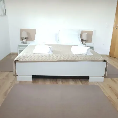 Sara Apartament *