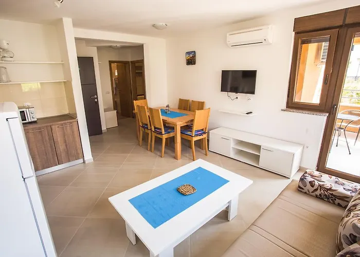 Sara Апартаменти