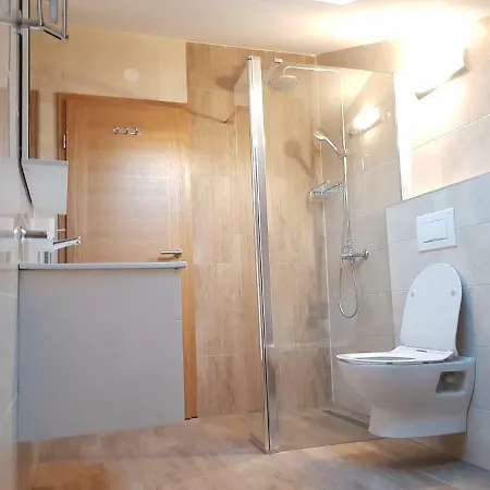 Apartman Sara *