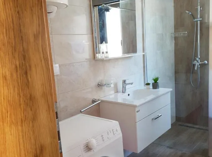 Sara Lejlighed Poreč